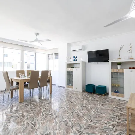 Apartman Seafront By Aora Benalmádena